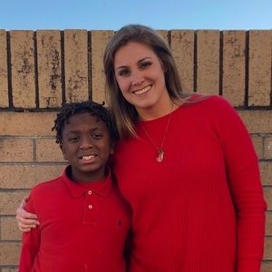 Meet your Posher, Holly